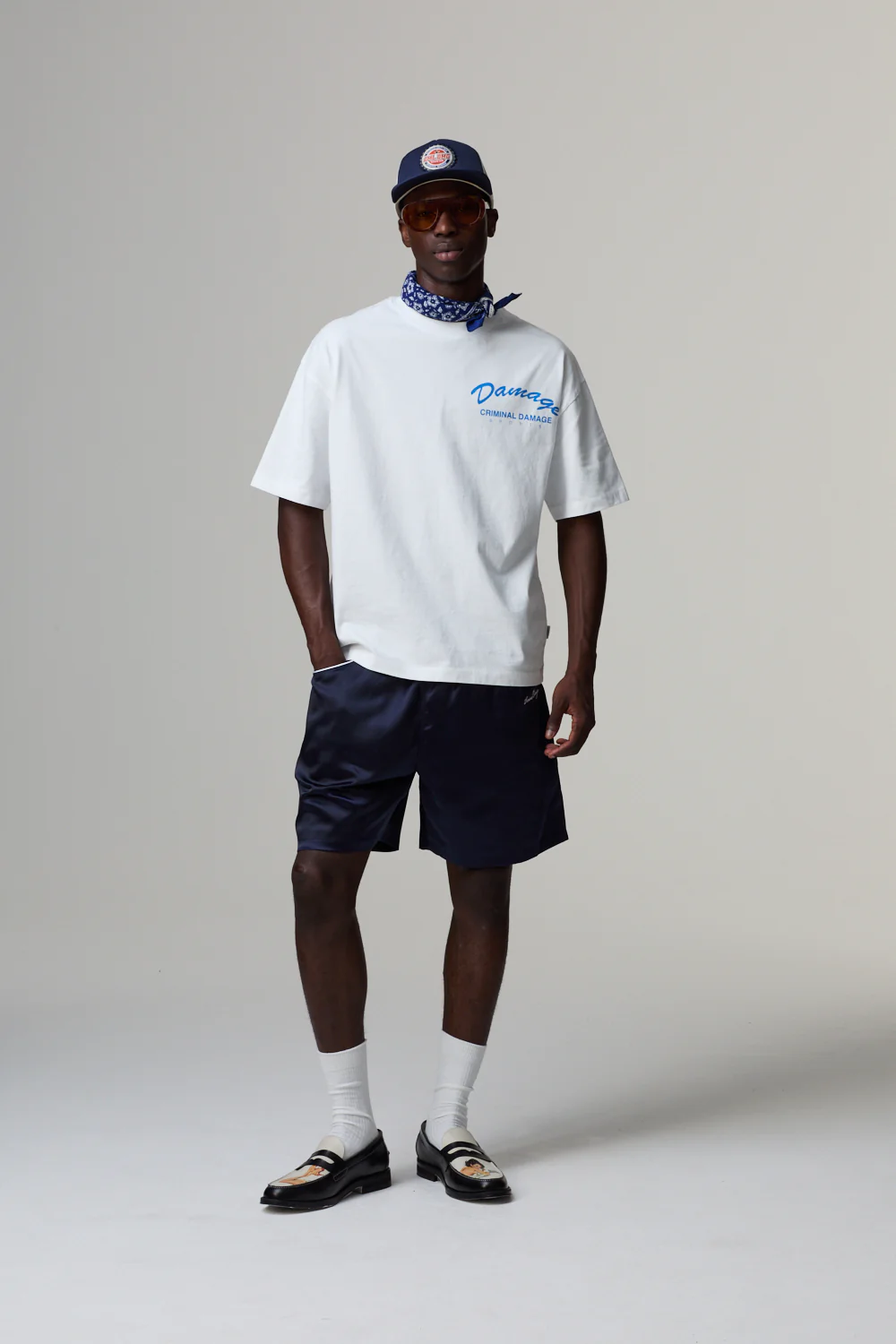 BOOTS T-SHIRT - Image 2